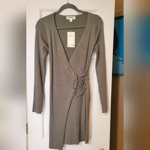 Sexy olive green 💚 sweater wrap dress